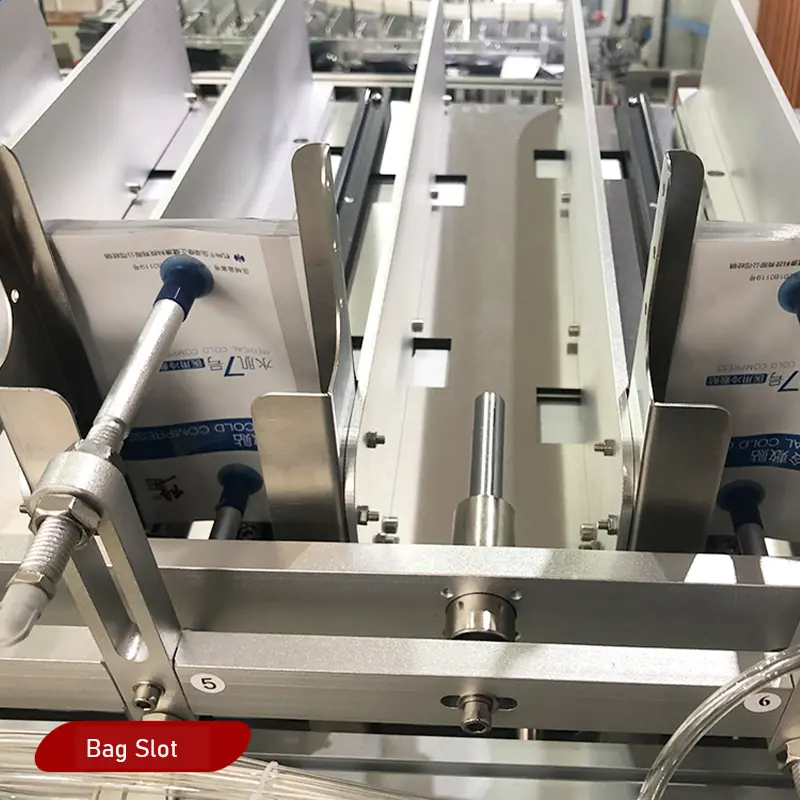 facial mask filling packing machine.jpg
